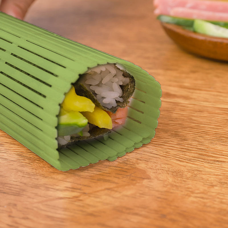 Herramienta de plástico verde  - Sushi Making Kit reseña y precio